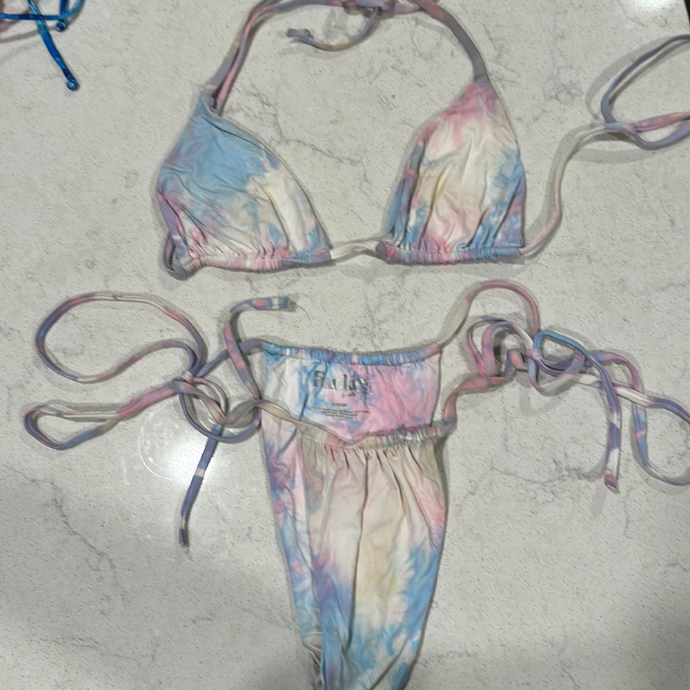 Frankie’s bikinis tie-dye bikini